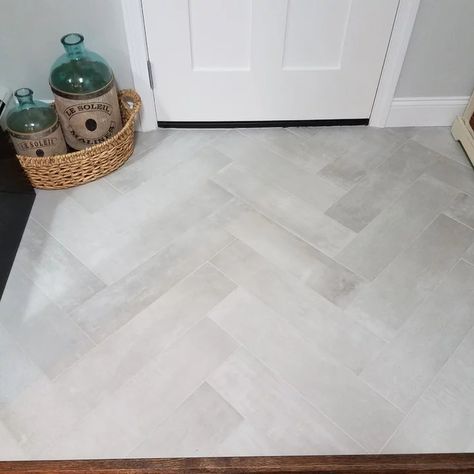 Light Gray Herringbone Tile Floor, Back Door Tile Entry, Tiles For Foyer Entryway, Front Foyer Flooring Ideas, Front Hall Flooring Ideas, White Tile Entryway Floors, Entryway With Tile Floor, Mudroom Ideas Entryway Tile, Ceramic Tile Entryway