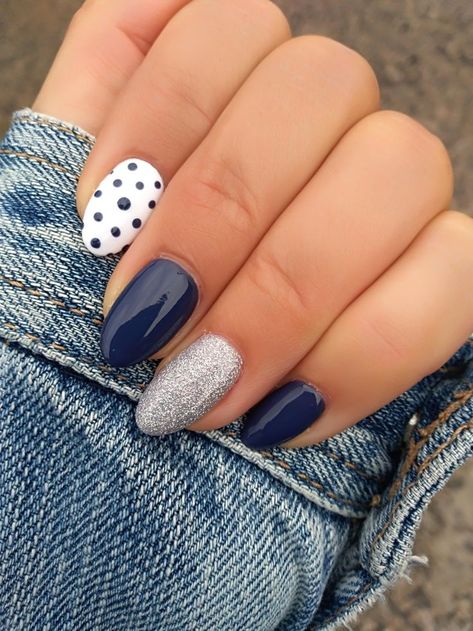 Pin on Szép körmök Sns Navy Blue Nails, In A Moo’d Color Street, Nails Nexgen Ideas, Easy Nail Color Combos, Summer 2023 Gel Nails, Nails For The New Year 2023, Summer Nails With Accent Nail, Nail Designs Trending Now Simple, Shellac Nail Designs Short