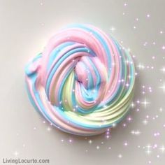 How to make Rainbow Unicorn Fluffy Slime in only 5 minutes! An easy tutorial and recipe for homemade fluffy slime. Kandi Diy, Cool Slime Recipes, Types Of Slime, Homemade Slime Recipe, Fluffy Slime Recipe, Free Slime, Making Fluffy Slime, Slime Ingredients, Pretty Slime