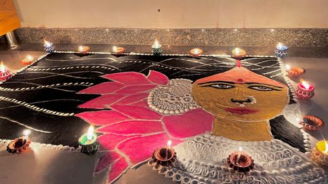 Durga Ma, Rangoli Design, Rangoli Designs, Halloween Wreath, Halloween, Home Decor, Design, Home Décor