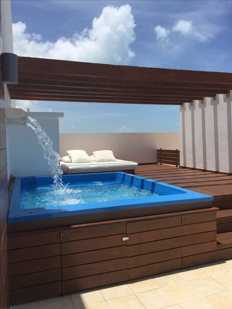 Excellence Playa Mujeres - roof top terrace plunge pool. Perfect honeymoon spot Pool With Terrace, Small Rooftop Pool Ideas, House With Rooftop Pool, Terrace Pools Rooftops, Roof Top Hot Tub, Rooftop Terrace With Pool, Pool Terrace Design, Roof Top Pool Design, Pool Terrace Ideas