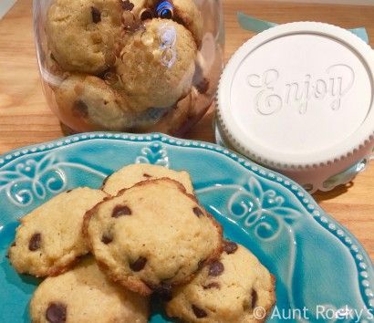 This cookie has a really good flavor, and comes out like a soft baked cookie right out of the oven.(I actually think the dough tasted exactly like regular high carb cookie dough.) With less than 1 net carb and only 45 calories per cookie, it's completely guilt free. Suitable for Atkins, keto, lchf, low carb, diabetic, low glycemic, gluten-free, nut-free, see notes for dairy-free instructions. Sugar Free Pancake Syrup, Earth Balance Butter, Oat Fiber, Fiber Foods, Tasty Kitchen, Keto Cookies, Gluten Free Oats, Nut Free, Low Carb Desserts