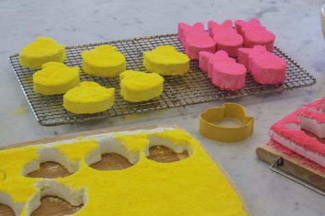 Homemade Peeps, Homemade Easter Gifts, Mallow Cups, Homemade Dish Soap, Peeps Recipes, Homemade Marshmallow Recipe, Peanut Butter Cup Cheesecake, Marshmallow Peeps, Recipes With Marshmallows