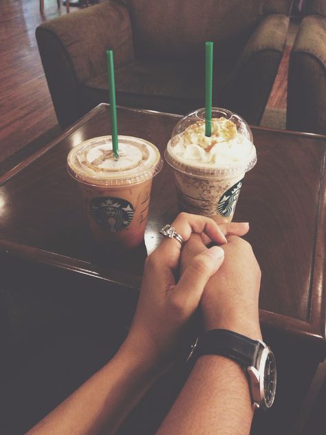 Spending my afternoon with coffee and boyfriend. What cud be better? Starbucks Date Couple, Starbucks With Boyfriend, Coffee Date With Boyfriend, Couple Coffee Date Aesthetic, Coffee With Boyfriend, Coffee Dates Aesthetic, Couples Vision Board, Food Date, Dream Relationship