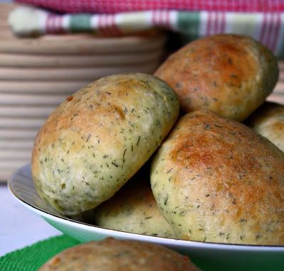 Jane's Sweets & Baking Journal: Dill & Sour-Cream Dinner Rolls . . . (Those Amish Ladies Sure Can Bake!) Dilly Bread, Pennsylvania Dutch Recipes, Amish Bread, Cooking Bread, Biscuit Rolls, Amish Recipes, Dutch Recipes, Bread Bun, Pizza Bread