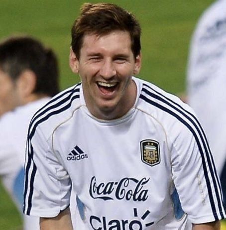 Messi Pfp, Messi 2015, Pfp Pinterest, Young Messi, Messi Pictures, Messi Psg, Lio Messi, Aesthetic Disney, Screen Iphone