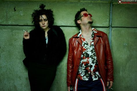 Fight Club - Marla and Tyler <3 Halloween Club Costumes, Literary Costumes, Halloween Costume Couple, Meme Costume, Halloween Costumes Diy Couples, Halloween Club, Marla Singer, Funny Couple Halloween Costumes, Singer Costumes