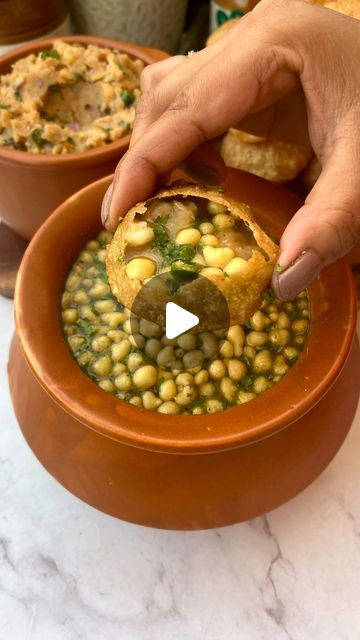 Food Of India, Pani Puri Recipe, Famous Street Food, 2024 Street Style, Puri Recipes, Pani Puri, Chaat Recipe, Vegetarian Snacks Recipes, Vegetarian Snacks