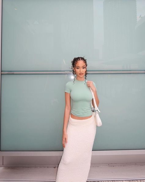 sweetie pie forreal <3 | Instagram Fiji Outfits, Cambodia Outfit, Modest Outfits Aesthetic, Trip Fits, Modest Girly Outfits, Latina Outfit, Pretty Clothing, Modest Apparel, Work Fits