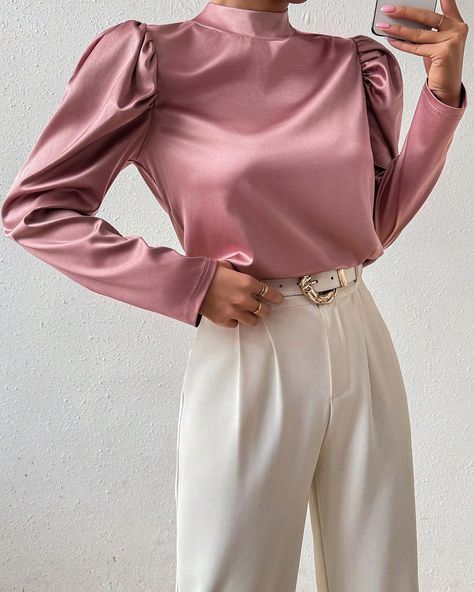 ✨Pre-order only, S(8) - XL(16)✨ Pink Satin Blouse Outfit, Satin Blouse Outfit, Pink Satin Blouse, Outfit Elegantes, Rose Bonbon, Eve Outfit, Muslim Fashion Dress, Satin Blouses, Plain Tops