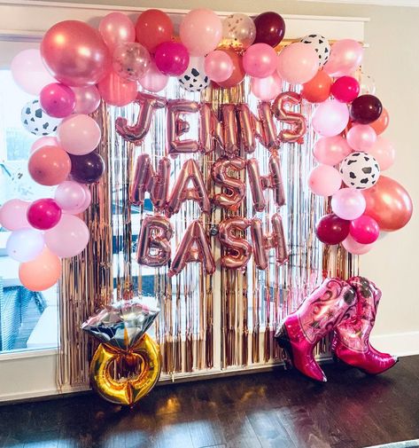 Bachelorette Photo Props, Bachelorette Dares, Bridal Suite Decor, Glamorous Bedroom, Bride To Be Balloons, Glamourous Bedroom, Novelty Sunglasses, Foil Curtain, Party Names