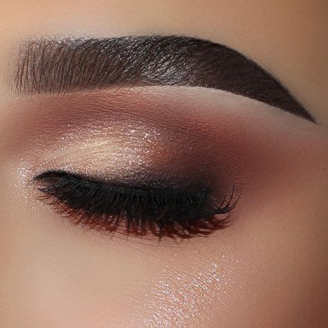 Everyday Makeup Looks, Bronze Eye Makeup, Prom Eye Makeup, Makeup Drawing, Makeup Glam, Glitter Eye Makeup, Eye Makeup Pictures, Neutral Makeup, Beautiful Eye Makeup