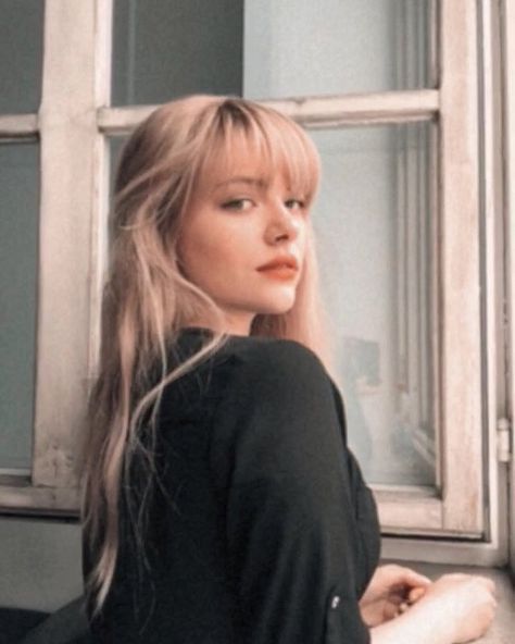 Instagram post by Anika Braun • Jun 28, 2017 at 6:46pm UTC Anika Braun, Blonde Pony, Fete Emo, Blonde Bangs, Side Bangs Hairstyles, Grunge Hair, Beauty Inspiration, Hairstyles With Bangs, Pretty Hairstyles