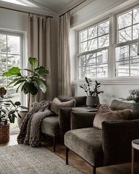 Joe Gallo, Dark Living Room Ideas, Havenly Living Room, Moody Living Room, Living Room Setup, Guest Room Office, Cozy Seating, Dark Metal, Lifestyle Content