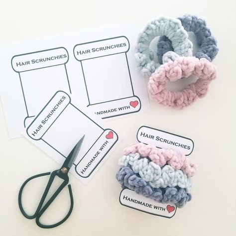 Scrunchie Display, Hair Scrunchies, Packaging Ideas, Crochet Handmade, Diy Hair Accessories, Handmade Business, Card Tags, Display Cards, Scrunchie Hairstyles