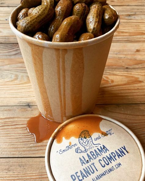 6 flavors of boiled peanuts you have to try from Alabama Peanut Company - SoulGrown Cajun Boiled Peanuts, Boiled Peanuts Recipe, Pub Snack, Jalapeño Peppers, Peanuts Party, Boiled Peanuts, Southern Fashion, Peanut Recipes, Sweet Heat