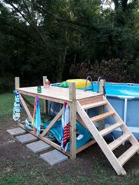 Simple, easy deck for pool. Pool Area Decor, Cheap Pool Deck Ideas, Deck Decor Ideas, Pool Deck Decor, Pool Party Decor, Small Backyard Pool, Inground Pool Landscaping, Pool Deck Plans, Cheap Pool