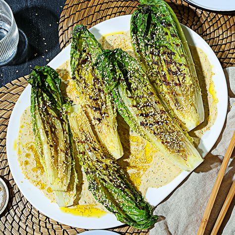 Charred Romaine Salad with Lemon Tahini Dressing - Misfits Market - Blog Charred Romaine, Misfit Market, Romaine Hearts, Grilled Romaine Salad, Misfits Market, Lettuce Recipes, Grilled Romaine, Lemon Tahini Dressing, Romaine Salad