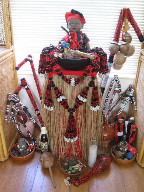 Eleggua Yoruba Orishas, African Traditional Religions, Orishas Yoruba, Black Magic Love Spells, Papa Legba, Afro Cuban, Black Magick, African Spirituality, African Culture