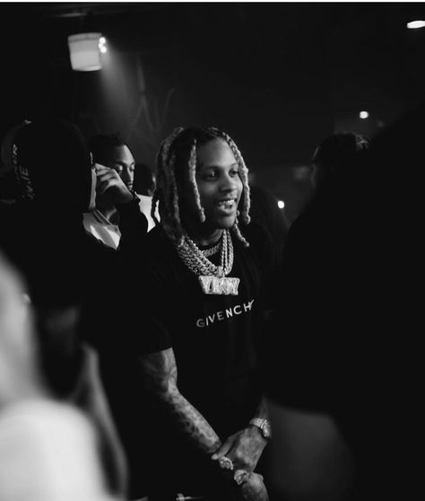 Lil Durk Black And White, Black Baby Boys, Rapper Style, Girl Gang Aesthetic, Rapper Outfits, Chief Keef, Preppy Shoes, Black Men Fashion Swag, Lil Durk