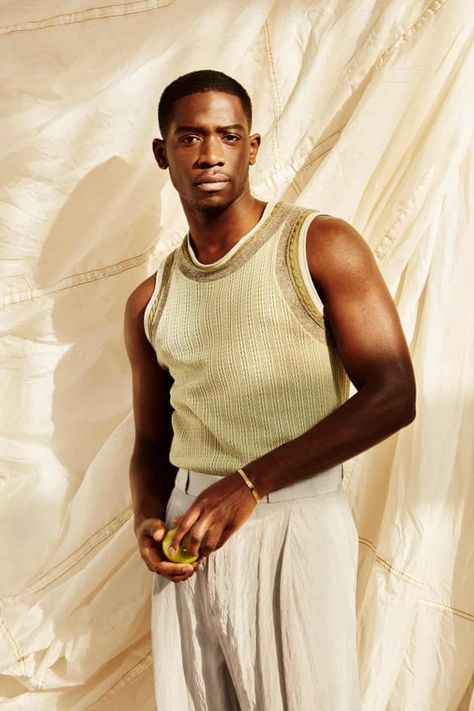 'I've always loved fashion': actor Damson Idris - in pictures | Fashion | The Guardian Editorial Photography Headshots, Male Editorial Poses, Men’s Editorial Photoshoot, 80mm Photography, Headshot Poses Men, Damson Idris, Black Pics, Black Male Models, Male Models Poses