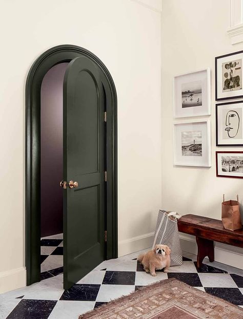 Benjamin Moore Color of the Year 2025: Cinnamon Slate 9 Ashwood Moss, 2025 Color Trends, Cinnamon Slate, Cottage Loft, Brown Paint Colors, Hallway Makeover, Pink Paint Colors, Trends 2025, Makeover Tips