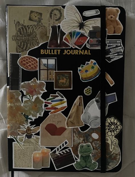 collage bullet journal decoration aesthetic journal sketchbook Journal Collage Cover, Stickers On Journal Cover, How To Decorate A Journal Cover, Diary Front Cover Ideas, Diary Decoration Ideas Cover Aesthetic, Sketchbook Front Cover Ideas Aesthetic, Diary Ideas Cover, Decorating Notebooks Cover, Sketch Book Decoration Ideas