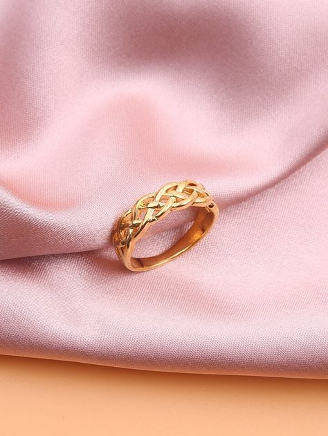 Gold Jewellery Design Ring, Simple Finger Rings Gold, Simple Gold Rings Design, Modern Gold Rings Design Unique, Jwellary Unique Gold Design, Unique Ring Designs Gold, Unique Gold Rings Modern, Gold Rings Simple Unique Indian, Unique Ring Designs Modern