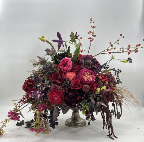 Luxurious Christmas, Large Flower Arrangements, Christmas Flower Arrangements, Artificial Floral Arrangements, Fall Arrangements, Christmas Centerpiece, Artificial Flower Arrangements, Christmas Floral, Christmas Centerpieces