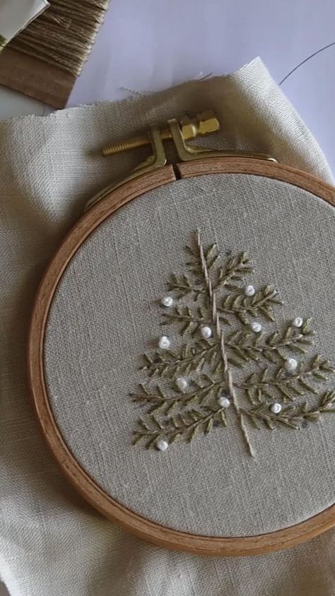 Christmas tree embroidery | Christmas embroidery patterns, Embroidery and stitching, Hand embroidery stitches Christmas Tree Embroidery, Tree Embroidery, Embroidery Lessons, Christmas Embroidery Patterns, Embroidered Christmas, Diy Embroidery Patterns, Basic Embroidery Stitches, Handmade Embroidery Designs, Embroidery Stitches Tutorial