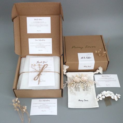 Luxury Packaging Design Brand Identity, Jewelry Gift Box Ideas, Jewelry Gift Packaging, Jewelry Packaging Design, Gift Box Ideas, Headpiece Flower, Packaging Ideas Business, Clothing Packaging, Small Business Packaging Ideas