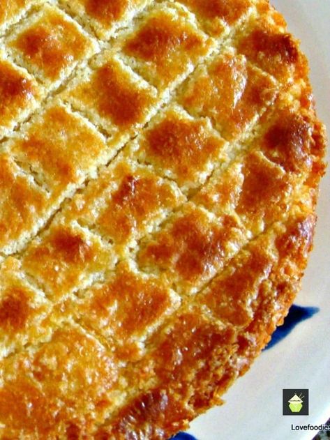 Dutch Butter Cake, Dutch Recipes, Deilig Mat, Butter Cake, Eat Dessert, Sweets Desserts, Healthy Dessert, Yummy Cakes, Just Desserts