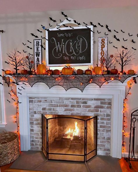 30 Halloween Mantle Decor Ideas for Spooky and Elegant Fireplaces - placeideal.com Spooky Fireplace, Halloween Fireplace Mantle, Fall Goth, Simple Halloween Decor, Halloween Mantel Decor, Halloween Mantle Decor, Halloween Fireplace, Mantel Decor Ideas, Happy Halloween Banner