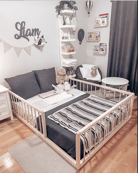 Toddler Room Full Size Bed, Toddler Boy Room With Floor Bed, Toddler Bed In Parents Room Ideas, Bedroom With Crib Parents, Toddler Floor Bed Boy Room Ideas, Montessori Bedroom Toddler Boys, Montessori Bedroom Boy, Toddler Rooms Boy, Twin Toddler Room