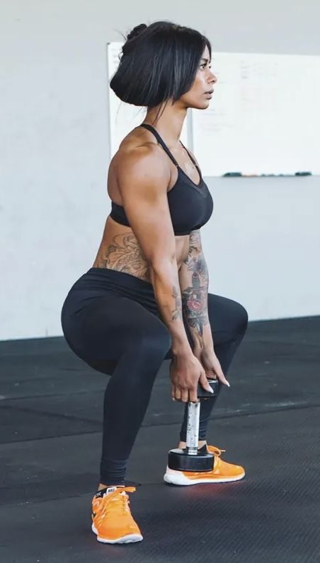 Massy Arias Workout, Women Fitness Photography, Massy Arias, Female Trainers, Black Fitness, Fitness Photoshoot, Popsugar Fitness, Strong Motivation, Fitness Instructor