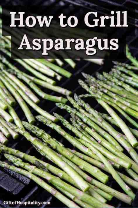 A simple step-by-step guide for how to grill asparagus. It's an easy summer vegetable to put on the grill while the rest of dinner (burgers, chicken, etc.) is cooking on the grill, too!  #grilledasparagus #howtogrillasparagus #summergrilling #summervegetable Asparagus On The Grill, How To Grill Asparagus, Grill Asparagus, Ways To Cook Asparagus, Cook Asparagus, Grilled Asparagus Recipes, Grilling Sides, How To Cook Asparagus, Grilling Tips