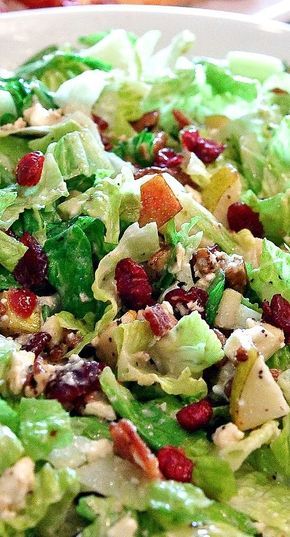 Autumn Chopped Salad, Salad With Pears, Eat Salad, Eat Better, Chopped Salad, Salad Bar, Healthy Salads, Pecans, Summer Salads