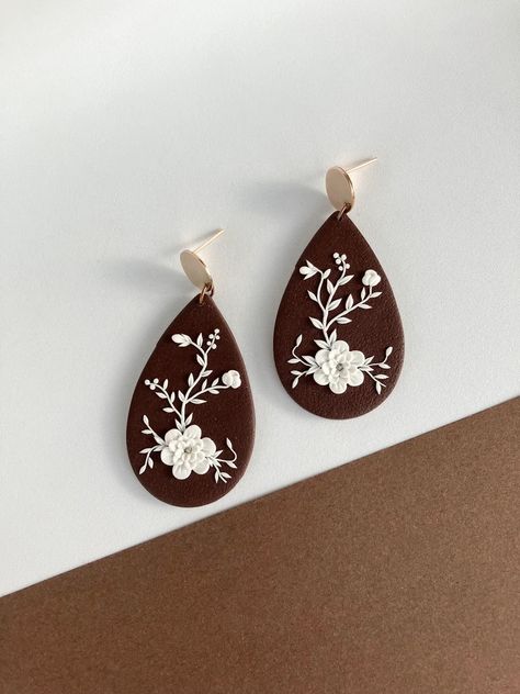 Brown Polymer Clay Earrings, Brown Clay Earrings, Boho Earrings Diy, Clay Business, Clay Embroidery, Floral Earring, Earring Unique, Etsy Promotion, Brown Earrings