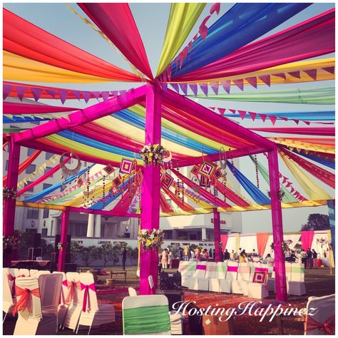 Diwali Mela Decoration, Mela Theme Decor, Mela Decoration, Sundowner Party, Mehndi Event, Tent Ideas, Mehendi Decor, Holi Party, Happy Lohri