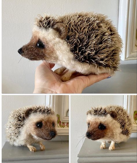 Needle Felted Hedgehog, Felted Crochet, Needle Felting Diy, Needle Felting Projects, Felt Diy, Yarn Art, Felt Art, Felt Animals, Felting Projects