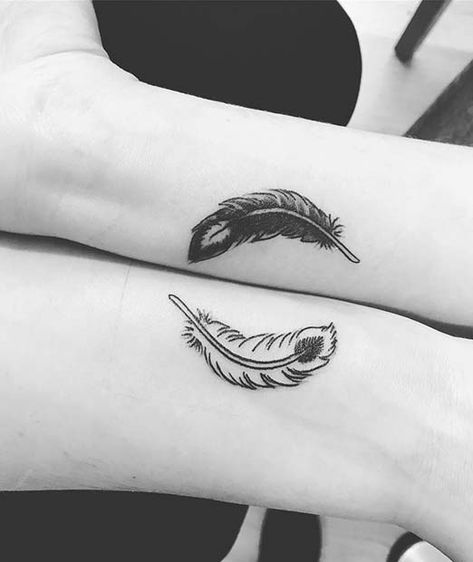 Friend Tattoos Unique, Best Friend Tattoos Unique, Zwilling Tattoo, Cute Best Friend Tattoos, Matching Friend Tattoos, Couple Tattoos Unique, Tattoos Unique, Feather Tattoo Design, Shape Tattoo