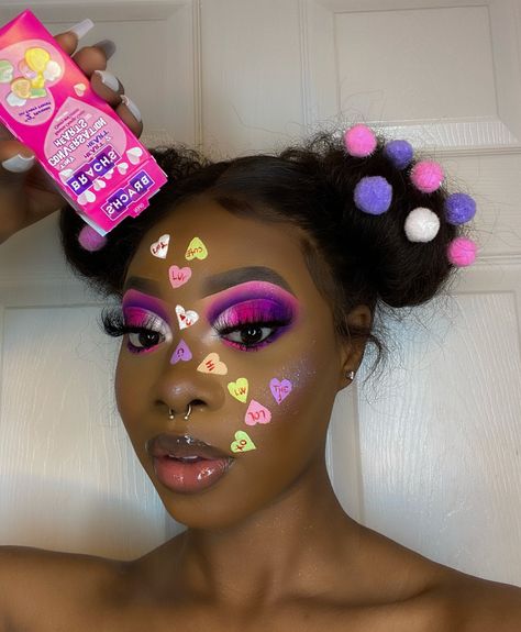 Abstract Makeup, 25th Bday, Artsy Makeup, Make Up Designs, Day Makeup Looks, Cute Eye Makeup, Valentines Day Makeup, Brown Skin Makeup, Purple Makeup