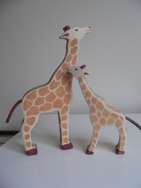 Wood Giraffe, Wooden Giraffe, Animal Templates, Giraffe Toy, Toy Animals, Wooden Toys Plans, Wood Slice Crafts, Woodworking Inspiration, Operation Christmas Child