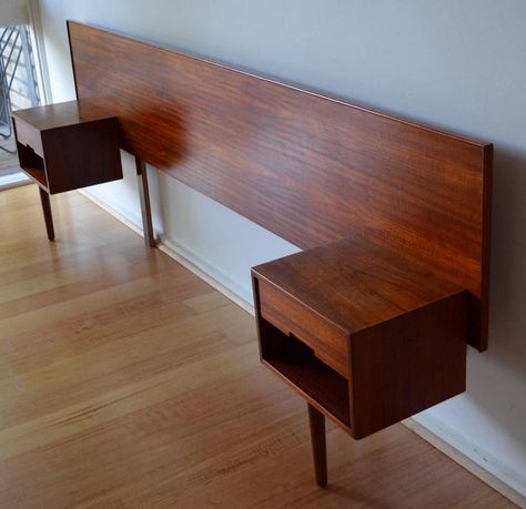 Retro MID Century Danish Modern Teak Queen BED Head Bedside Tables ... Mid Century Modern Loveseat, Mid Century Modern Bed, Bedroom Inspirations Minimalist, Mid Century Side Table, Mid Century Bedroom, Modern Headboard, Mid Century Modern Bedroom, Plywood Furniture, Mid Century Decor