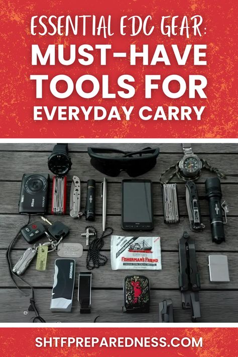 Discover essential EDC gear for everyday carry enthusiasts. Explore must-have items and practical tips in our comprehensive guide. Homesteading Tips, Everyday Carry Tools, Everyday Carry Edc, Edc Carry, Disaster Management, Get Home Bag, Edc Essentials, Everyday Carry Bag, Survival Ideas