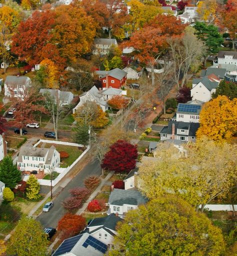 15 Charming Small Towns in Connecticut - PureWow Charming Small Towns, Small Town Architecture, New England Neighborhood, Small Town Connecticut, Living In Connecticut, Small Town England, American Small Town Aesthetic, Small Town House Aesthetic, Fall Names