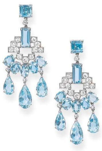 Art Deco diamond and aquamarine earrings by Cartier, circa 1930. Via Diamonds in the Library. Bijoux Art Deco, Aquamarine Earrings, Aquamarine Jewelry, Deco Jewelry, Art Deco Diamond, Vintage Jewels, Sea Glass Jewelry, Art Deco Jewelry, Gorgeous Jewelry