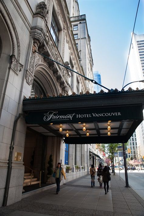 Fairmont Hotel Vancouver - Lieu tournage Heathman Hotel Fairmont Hotel Vancouver, Vancouver Hotels, Hotel Worker, Fairmont Hotel, Ski Lodge, Lake Louise, Carl Jung, Vancouver Canada, 2024 Vision