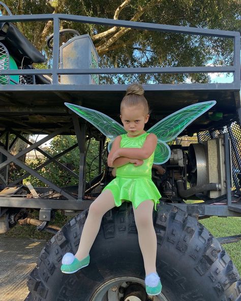 Diy Tinkerbell Costume Toddler, Toddler Tinkerbell Costume, Tinkerbell Family Costume, Homemade Tinkerbell Costume, Tinker Bell Toddler Costume, Diy Tinkerbell Costume Kids, Baby Tinkerbell Costume, Tinker Bell Costume Diy, Tinkerbell Baby Costume