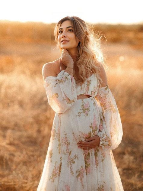 Flowy Floral and Boho inspired Baby Shower Dresses Gender Reveal Outfits, Maternity Sundress, Shower Outfits, Maternity Nursing Dress, Maternity Dresses For Photoshoot, Baby Shower Outfit, Maternity Maxi, Baby Shower Dresses